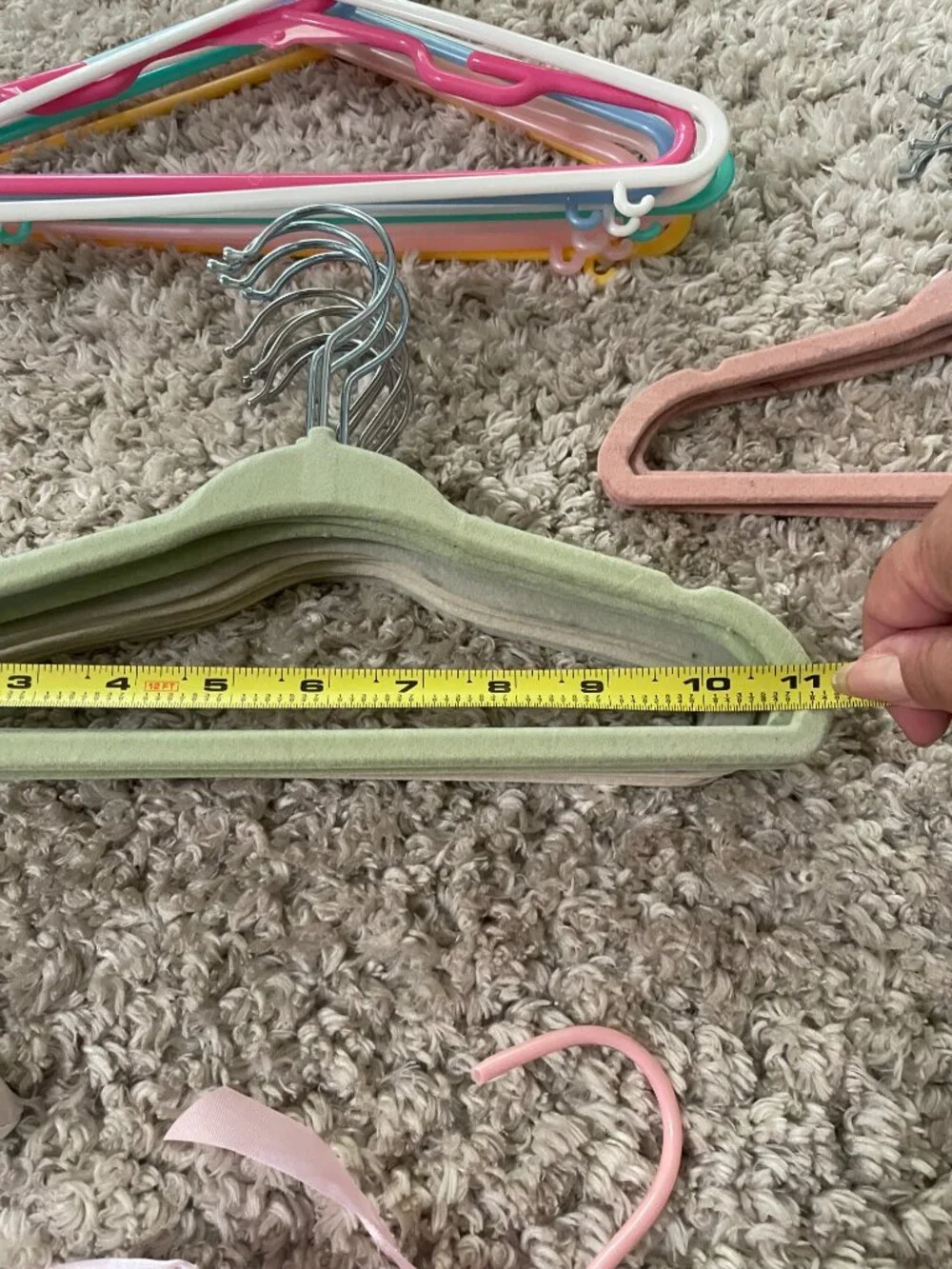 32 Baby/Toddler Plastic Hangers Pastel Pink & Green + Butterfly Accessory